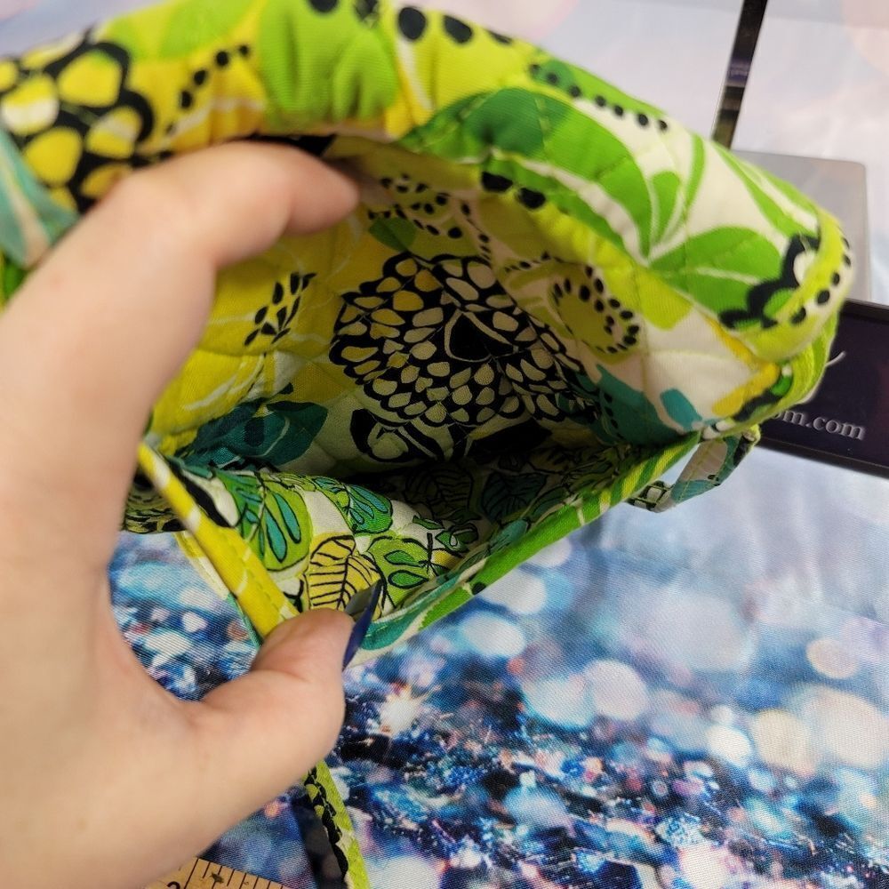 Vera Bradley Mini Hipster Crossbody Limes Up Retired Print Bag - Picture 3 of 12